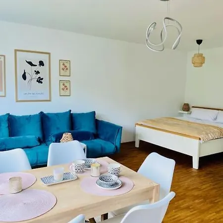 Apartment And Calm In Dusseldorf